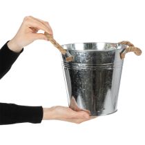 Produkt Doniczka dekoracyjna wiaderkowa metalowa z uchwytami linowymi Ø20cm