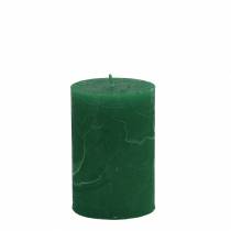 Produkt Świece jednokolorowe ciemnozielone 70x100mm 4 szt