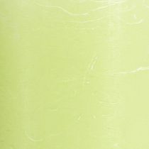 Produkt Świece jednokolorowe limonkowe​​​​​​​ Świece stojące 70×120mm 4 szt.
