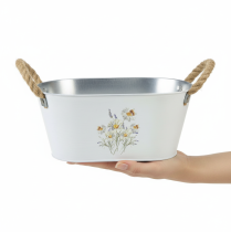 Produkt Dekoracyjna owalna metalowa miska, biała z naturalnym wzorem kwiatowym, dł. 26 cm
