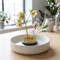 Produkt Jeż, Kenzan, Ikebana, podstawa do aranżacji z metalu w kolorze srebrnym, okrągła Ø5cm