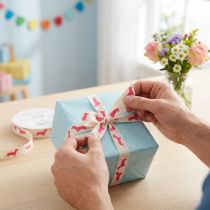 Produkt Wstążka dekoracyjna z motywem jamnika, wstążka prezentowa, szerokość 15 mm, długość 18 m