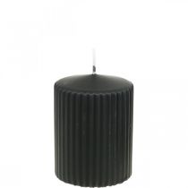 Produkt Świece pieńkowe czarna świeca ryflowana 70/90mm 4 szt