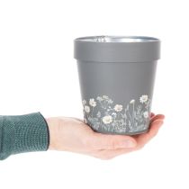 Produkt Doniczka z kwiatowym wzorem do nowoczesnej dekoracji domu i letniego balkonu, 13 cm, 4 sztuki