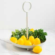 Produkt Dekoracyjna metalowa miska z uchwytem do nowoczesnego salonu i dekoracji stołu 31 cm