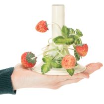 Produkt Świecznik metalowy z dekoracją truskawkową, kremowy letni, wys. 13 cm
