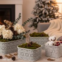 Produkt Metalowe miski z koronkowym wzorem, pojemnik dekoracyjny, kwadratowy, styl shabby chic, biały, 27/23/19 cm, wys. 13,5 cm, zestaw 3 szt.