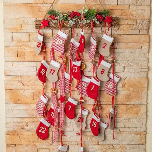 Produkt Kalendarz adwentowy do wypełnienia kalendarzy świątecznych skarpetki czerwone 2m