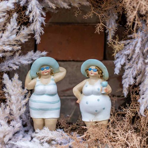 Floristik24 Figura dekoracyjna damy na plaży, dekoracja letnia, figurki kąpielowe z czapką niebiesko-biała W15/15,5cm zestaw 2