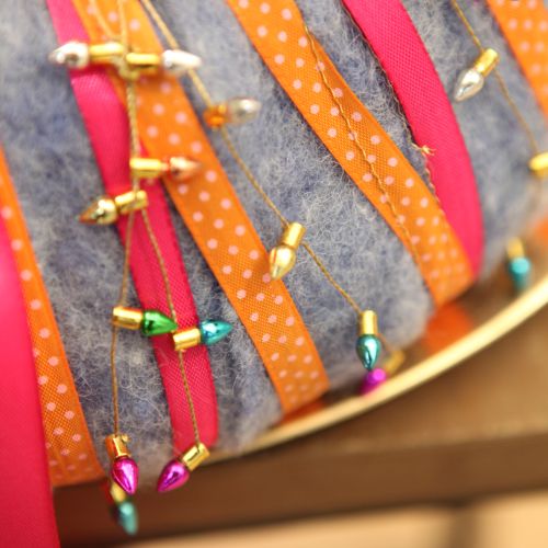 Produkt Wstążka prezentowa ozdobna w kropki pomarańczowa 10mm 25m