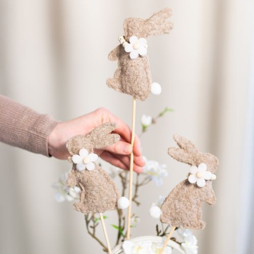 Produkt Dekoracyjna figurka w kształcie zajączka wielkanocnego, idealna do wiosennych dekoracji i sezonowych akcentów, 42 cm, 8 sztuk