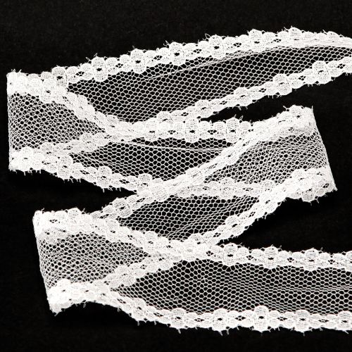 Produkt Wstążka koronkowa wstążka ślubna wstążka dekoracyjna koronka biała 28mm 20m