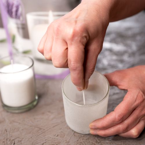 Produkt Wosk granulowany do świecy z knotem o zapachu trawy cytrynowej 400g