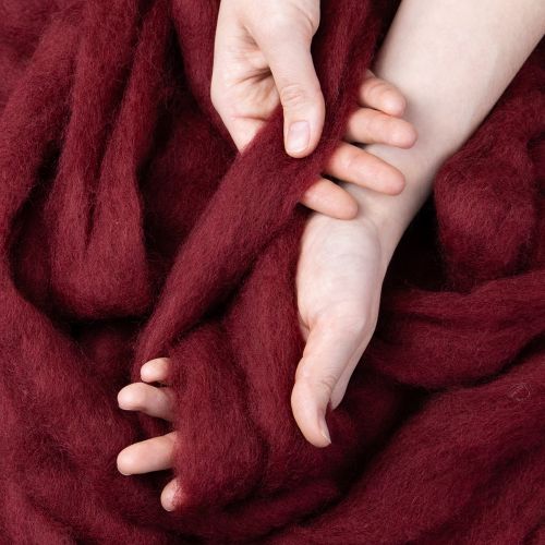 Produkt Sznurek wełniany, wełna dekoracyjna, ciemnoczerwony, wstążka wełniana 10m do florystyki i rękodzieła