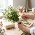 Wstążka jutowa naturalna bielona Ozdobny sznurek jutowy 2mm 150m | Floristik24.pl