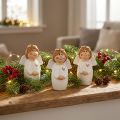 Uroczy ceramiczny aniołek ze złotymi akcentami biały 7 cm - pomysł na prezent i kochająca dekoracja - 6 szt | Floristik24.pl