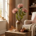 Poduszka z kwiatami jesiennymi sztuczna Protea Rosa Leucospermum 73cm 3szt | Floristik24.pl