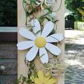 Floristik24 Kwiaty drewniane, dekoracja letnia, stokrotki żółte i białe, kwiaty do powieszenia 4szt.