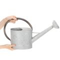 Konewka metalowa w stylu vintage, srebrno-szara, stylowa dekoracja ogrodowa, wazon na kwiaty, dł. 53 cm, wys. 29 cm | Floristik24.pl