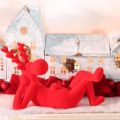 Dekoracyjna figurka renifera w kolorze czerwonym, leżąca, nowoczesny design, 24 cm, 2 sztuki | Floristik24.pl